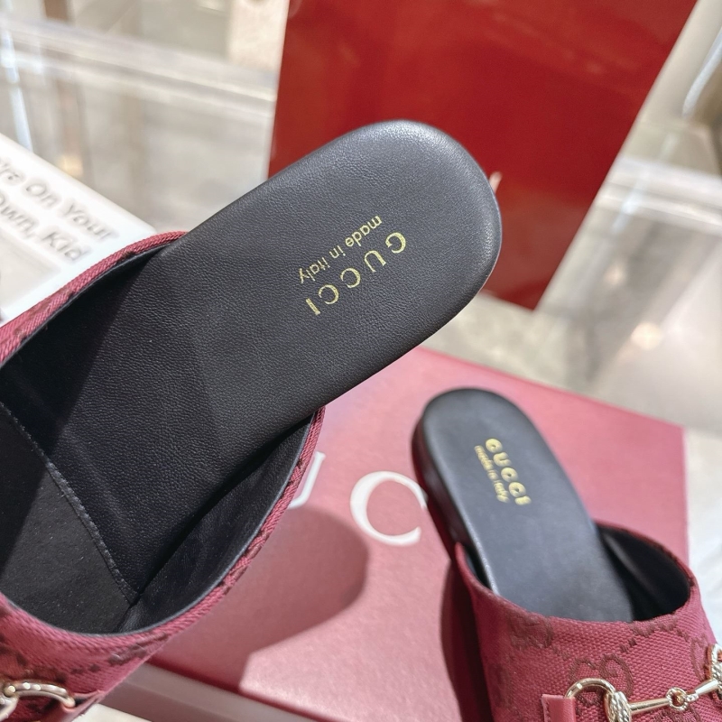 Gvc*1 slippers